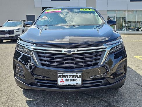 Used 2024 Chevrolet Equinox LS w/ LS Convenience Package AWD/4WD image 2