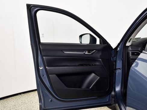 Used 2023 MAZDA CX-5 Carbon Edition image 18