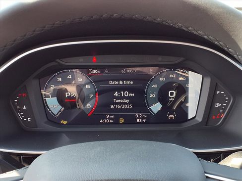 New 2025 Audi Q3 2.0T Premium image 14