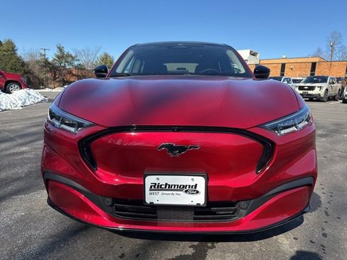 Used 2023 Ford Mustang Mach-E Premium image 8