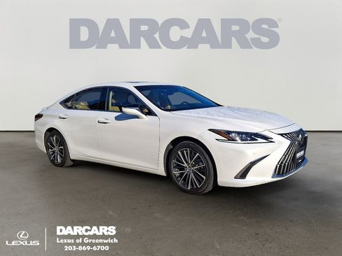 Used 2025 Lexus ES 300h w/ Premium Package image 1