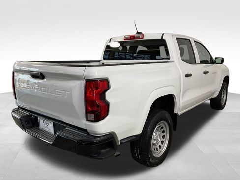 Used 2023 Chevrolet Colorado W/T RWD image 9