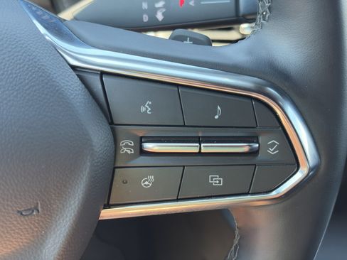 Certified 2025 Chevrolet Equinox LT AWD/4WD image 18