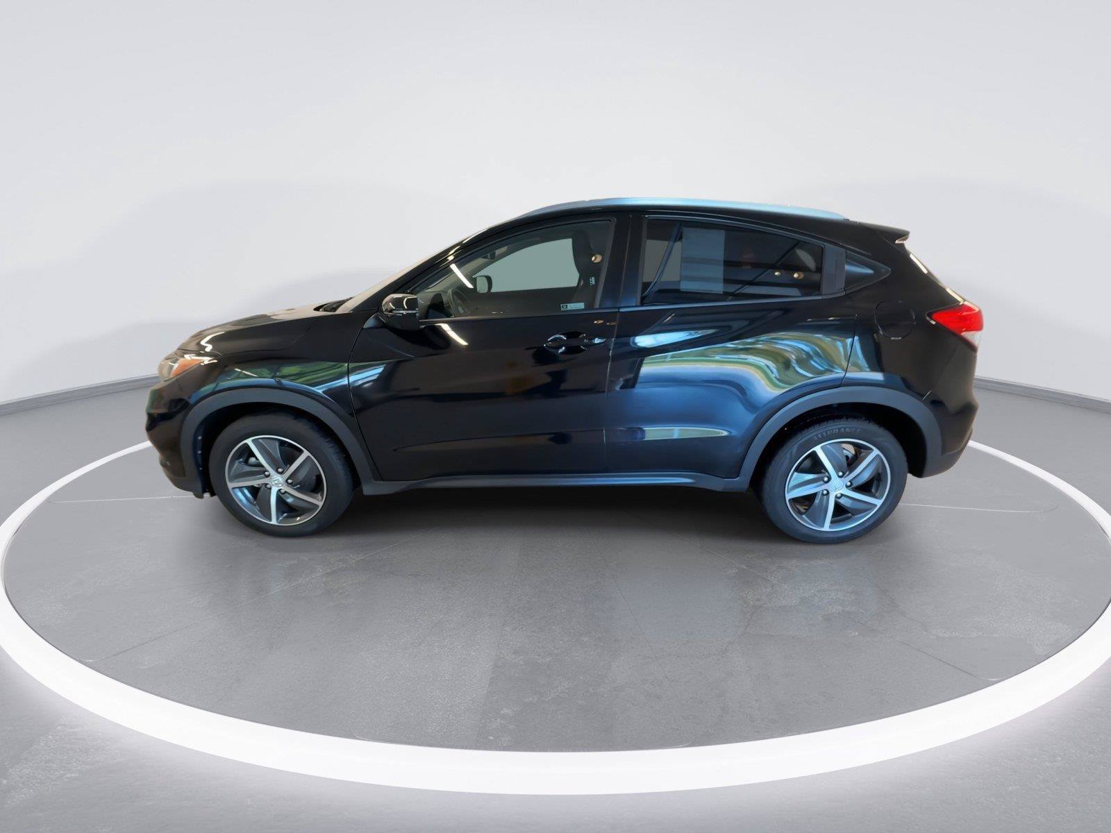 Used 2022 Honda HR-V EX image 5