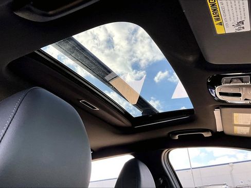 Used 2024 Hyundai Santa Cruz Limited image 22