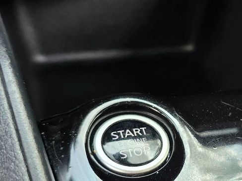 Used 2021 Nissan Kicks S FWD image 35