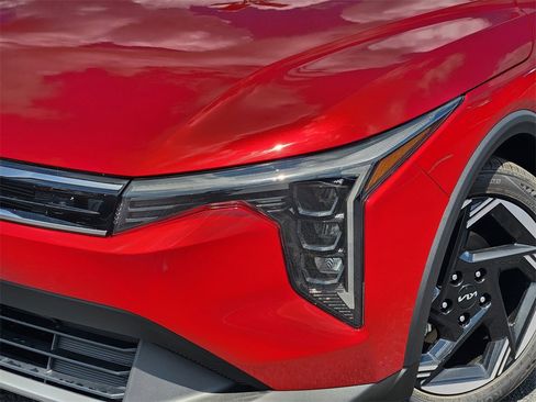 New 2025 Kia K4 EX image 6