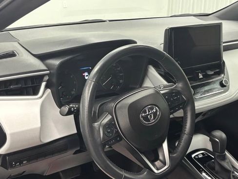 Used 2024 Toyota Corolla SE w/ SE Premium Package FWD image 13