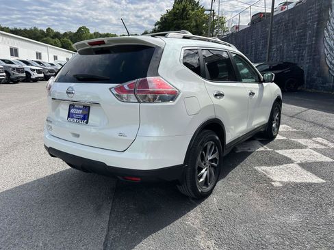 Used 2015 Nissan Rogue SL w/ SL Premium Package FWD image 3