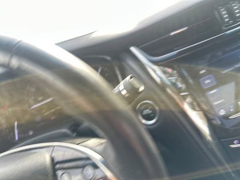 Used 2018 Cadillac CTS Luxury image 33