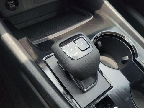 New 2026 Nissan Rogue SV FWD image 32