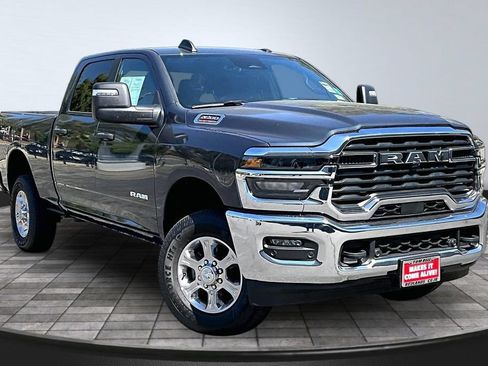 Certified 2025 RAM 2500 Big Horn AWD/4WD image 38