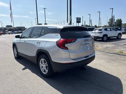 Used 2021 GMC Terrain SLE FWD image 5