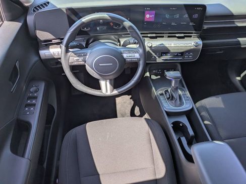 Used 2025 Hyundai Kona SEL FWD image 25