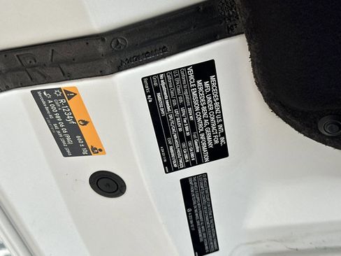 Certified 2024 Mercedes-Benz GLE 350 4MATIC image 20