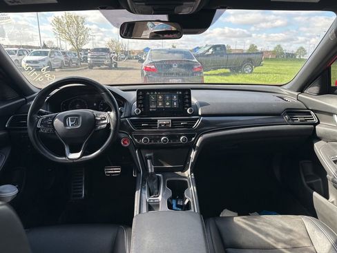 Used 2019 Honda Accord Sport image 17