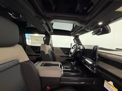 New 2026 GMC Hummer EV 4x4 Crew Cab image 46