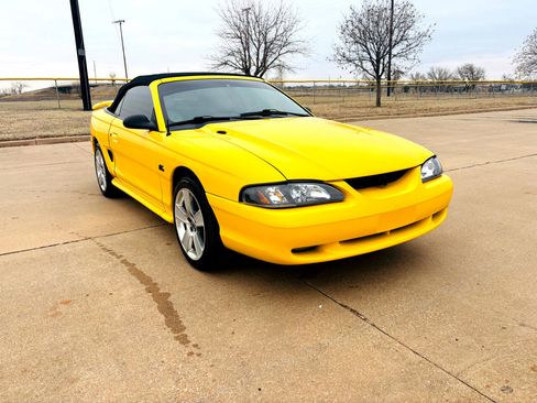 Used 1995 Ford Mustang GT image 29