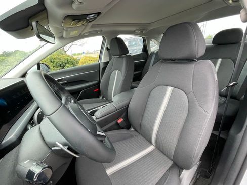 Used 2026 Hyundai Sonata SEL FWD image 21