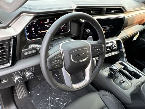 New 2026 GMC Sierra 1500 Denali w/ Technology Package AWD/4WD image 16