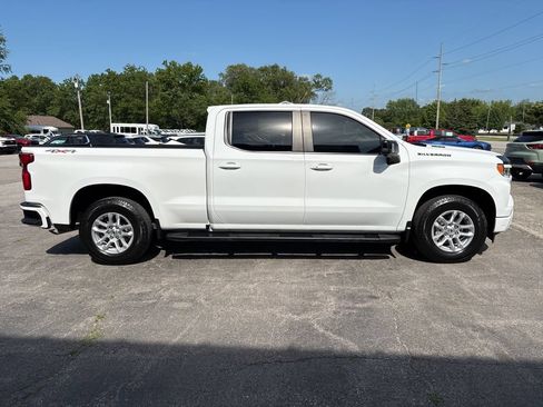 Used 2023 Chevrolet Silverado 1500 RST w/ Convenience Package II AWD/4WD image 4
