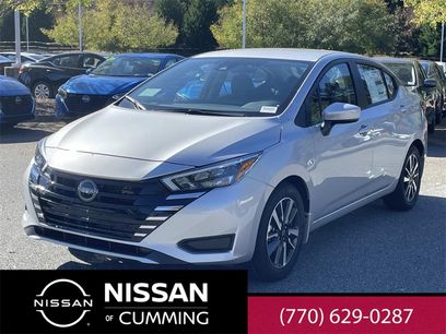 New 2025 Nissan Versa SV w/ Trunk Package