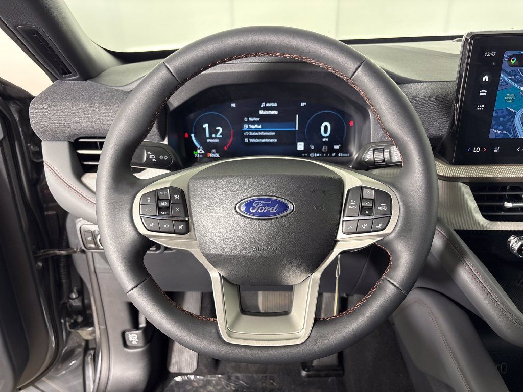 New 2027 Ford Explorer Active w/ Active Comfort Package RWD image 18