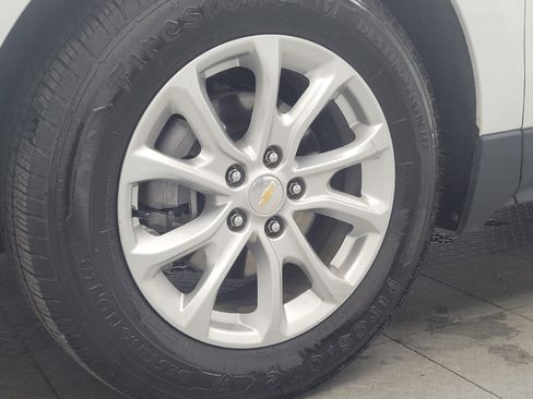 Used 2019 Chevrolet Equinox LS FWD image 31