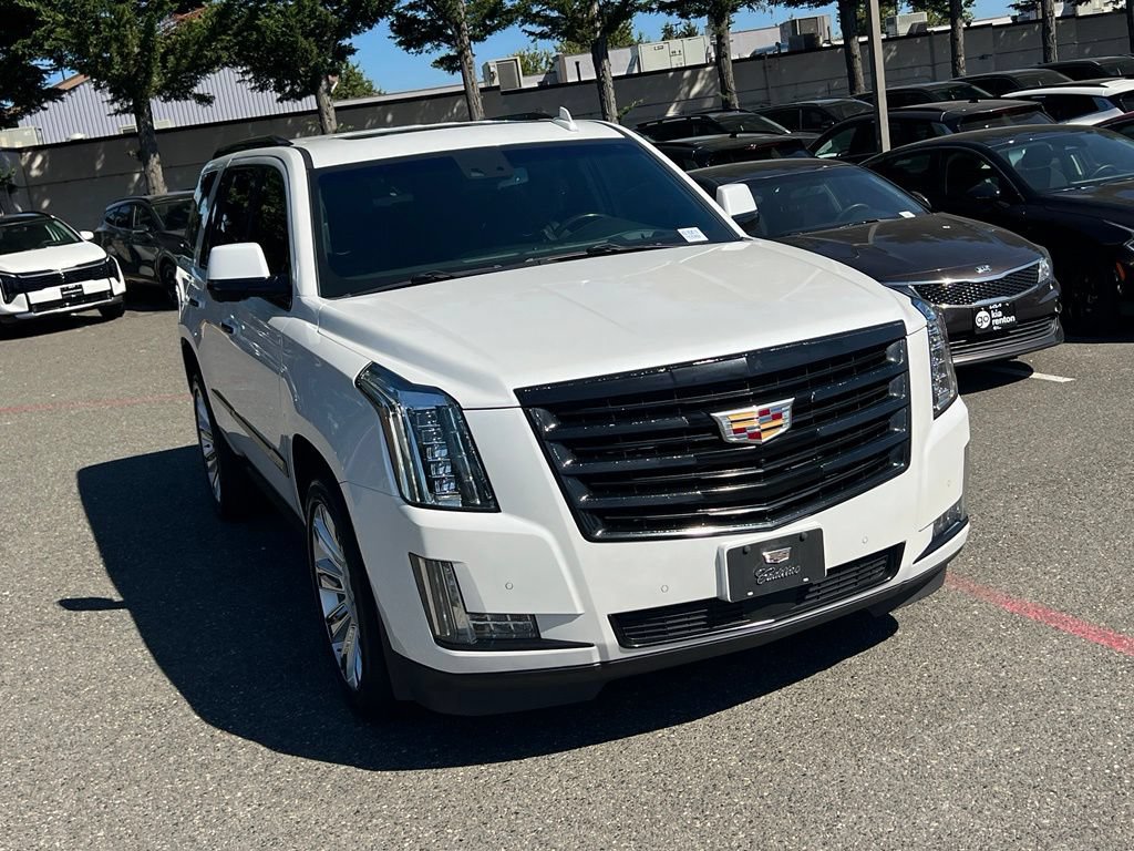 Used 2016 Cadillac Escalade Platinum AWD/4WD image 5