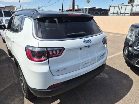 Used 2024 Jeep Compass Limited image 4