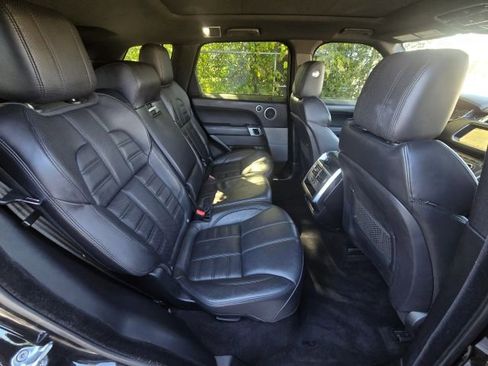 Used 2017 Land Rover Range Rover Sport HSE Dynamic image 13