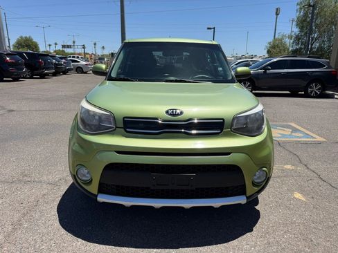 Used 2018 Kia Soul + FWD image 3
