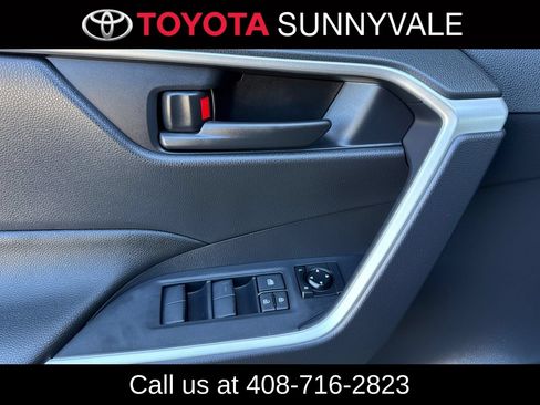 Used 2024 Toyota RAV4 LE AWD/4WD image 17