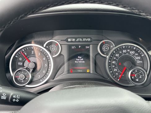 New 2026 RAM 1500 Big Horn AWD/4WD image 9