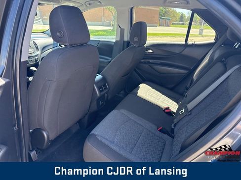 Used 2022 Chevrolet Equinox LT AWD/4WD image 35