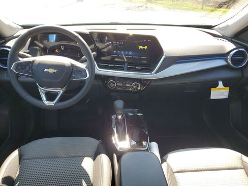 New 2026 Chevrolet Trax LT w/ Driver Confidence Package image 9