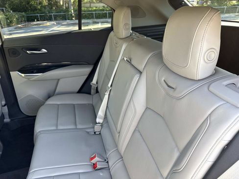 Used 2019 Cadillac XT4 Premium Luxury w/ Technology Package image 11