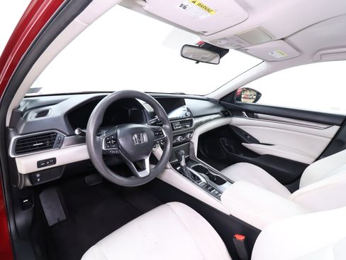 Used 2018 Honda Accord LX image 9