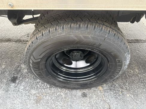 Used 2019 Ford E-350 and Econoline 350 Super Duty w/ Power Windows & Locks Group RWD image 12