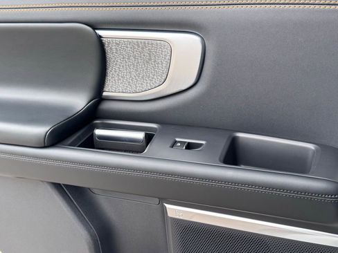 New 2025 Ford Expedition Tremor AWD/4WD image 24