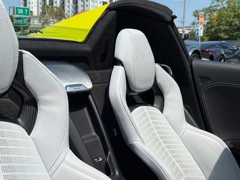 Used 2023 Chevrolet Corvette Stingray Premium Conv w/ 3LT RWD image 26