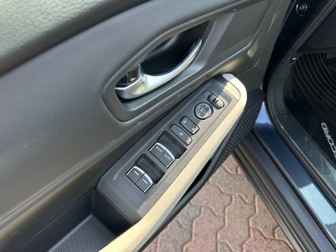 New 2025 Honda Accord SE image 9