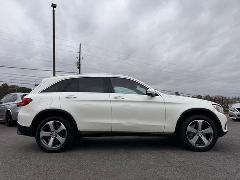 Used 2017 Mercedes-Benz GLC 300 4MATIC image 6