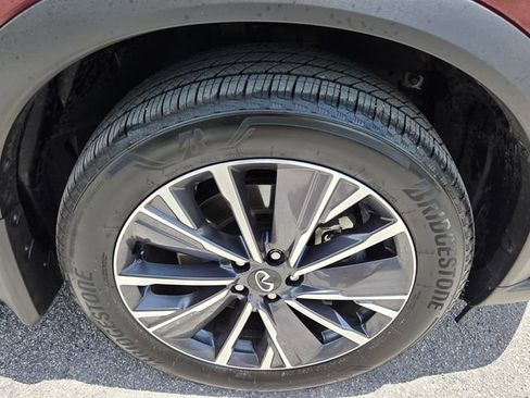 Used 2026 INFINITI QX60 Luxe w/ Cargo Package FWD image 10
