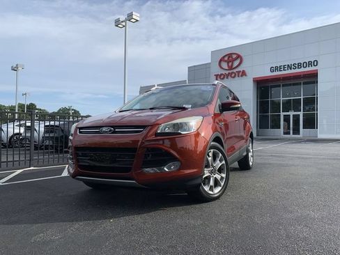 Used 2015 Ford Escape Titanium AWD/4WD image 4