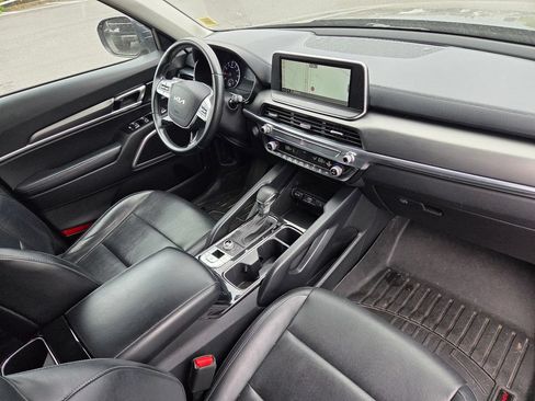Used 2022 Kia Telluride LX AWD/4WD image 25