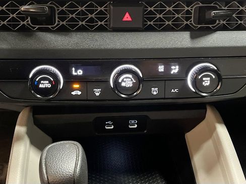 Used 2025 Honda Accord LX image 15