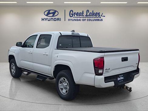 Used 2021 Toyota Tacoma SR AWD/4WD image 3