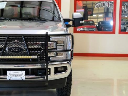 Used 2019 Ford F250 Lariat w/ Lariat Ultimate Package image 47