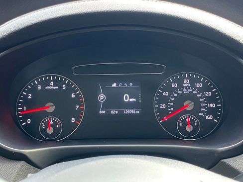 Used 2018 Kia Sorento FWD image 22